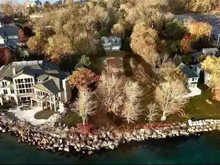 2.8 Acres on Lake Erie