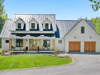 Impressive Stowe Club Residence