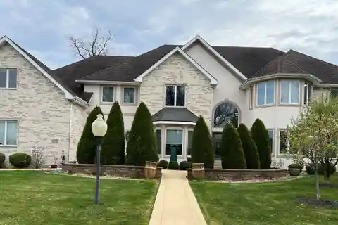 Fine Home in Rosewood Estates