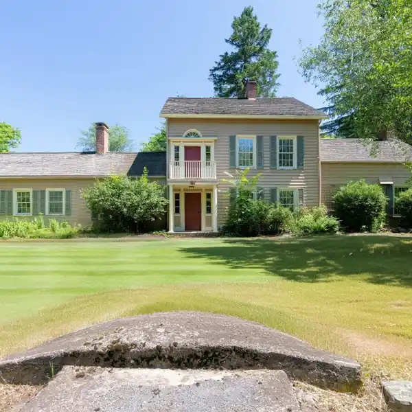 THE THADDEUS HAIT HOUSE