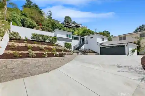 Beautiful Newly Completed Residence