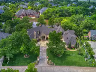 Open-concept Lakefront Stunner
