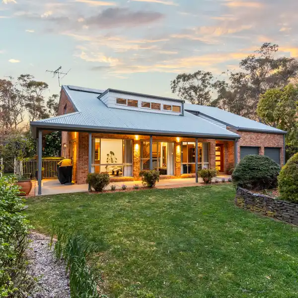 UNPARALLELED COMFORT AND SOPHISTICATION WITH BREATHTAKING VIEWS