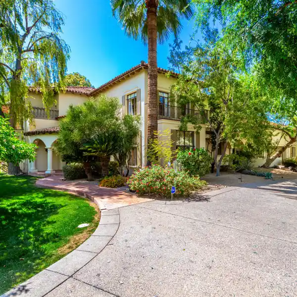 ICONIC GOLDWATER PROPERTY