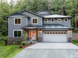 Secluded 4.5 Acres with Modern Luxury Home