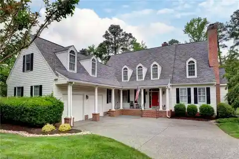 Exquisite Custom-built Residence