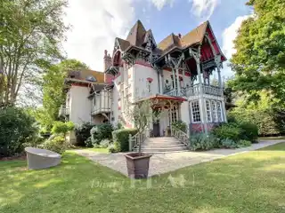 Superb Seaside Villa