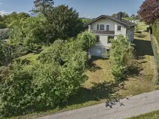 Special Property with Lake and Mountain Views