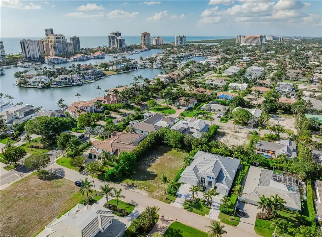 Build Your Dream Home in the Park Shore Area