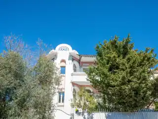 Renovated Gem Near the Sea