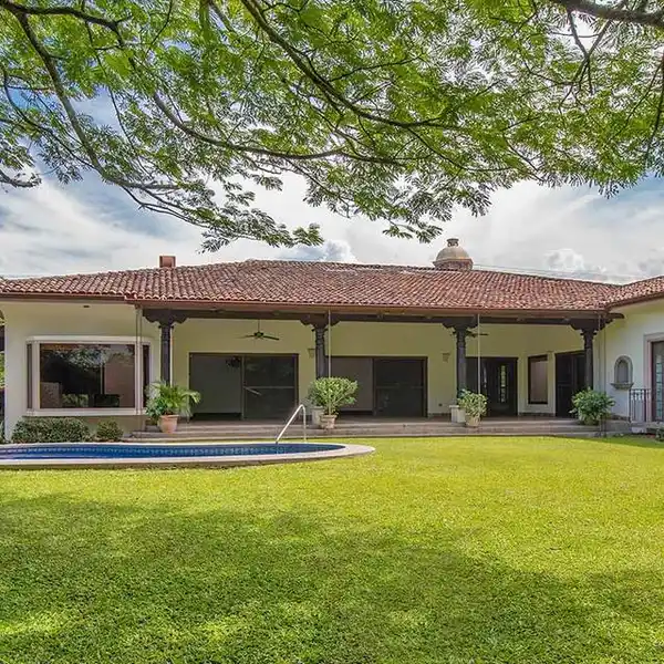 SOUL HOME SINGLE-LEVEL IN VALLE DEL SOL