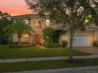 Comfort and Style in Highland's Reserve