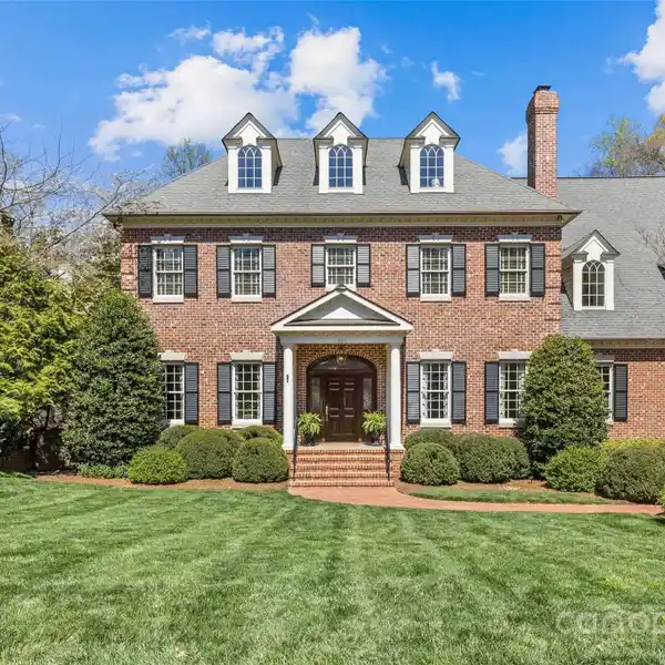 GEORGIAN BRICK HOME IN FOXCROFT