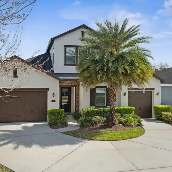 SPACIOUS FIVE BEDROOM HOME WITH RESORT-STYLE BACKYARD