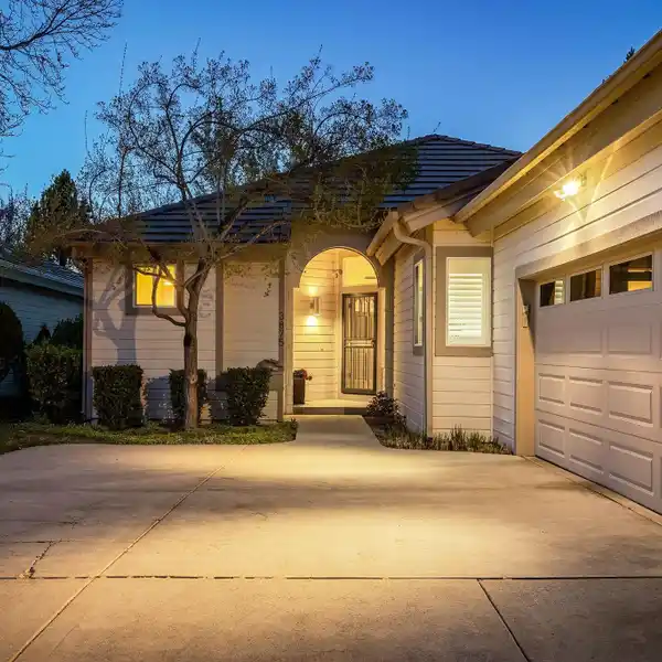 EXCEPTIONAL HOME IN CAUGHLIN CREEK AT CAUGHLIN RANCH
