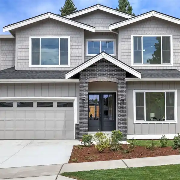 EXQUISITE HOME BOASTING OF ARCHITECTURAL EXCELLENCE