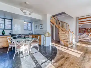 Exceptional Residence Steeped in 18th Century History