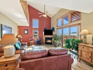 Beautifully Maintained Half Duplex
