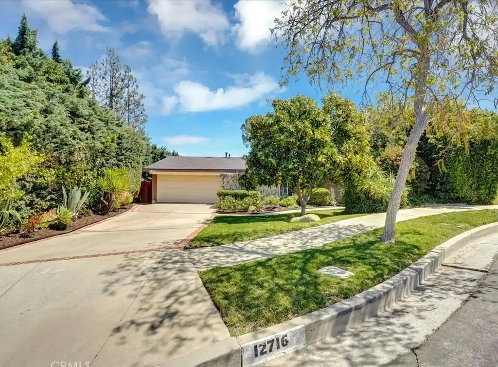 Granada Hills Gem