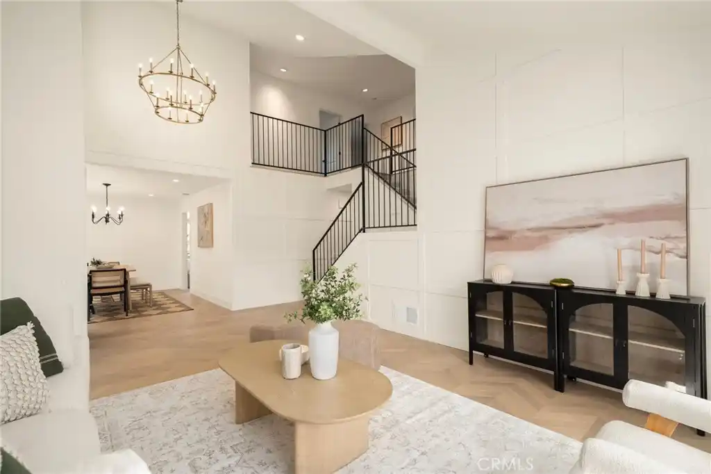 Fully Remodeled Designer Home in Northwood