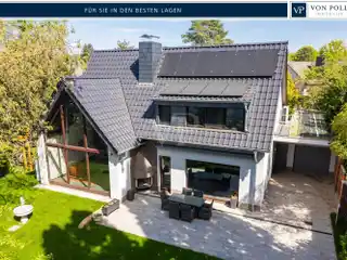 Exceptional and Energy-efficient Architect's Home