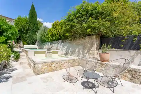 Timeless Stone Estate in Uzes Heart