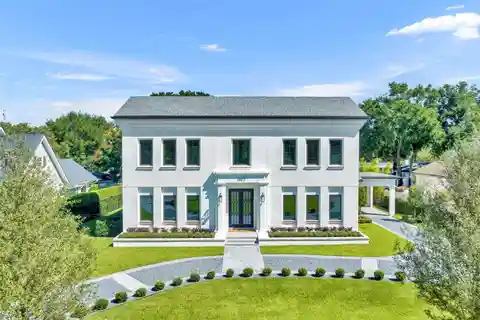 A Beautiful Expression of Modern Luxury