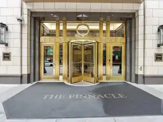 Beautiful Condo with Magnificent Views of the City