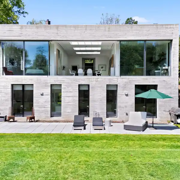 RARE MODERN MASTERPIECE IN WESTCHESTER