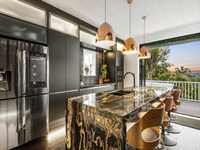 TIMELESS SOPHISTICATION MEETS HISTORICAL CHARM