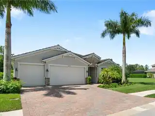 Prestigious Four Bedroom Residence in the Vibrant Naples Reserve Community