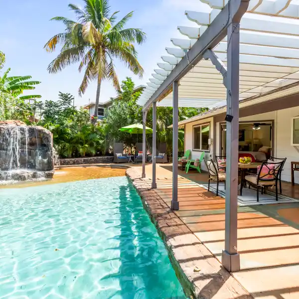 PRIVATE OASIS IN SOUGHT-AFTER KEALA HILLS