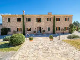 Finca Property with Unique Views over the Exclusive Vall D'axartell Valley