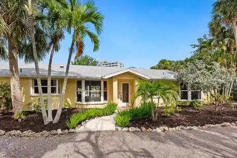 Unique and Spacious Lakefront Property