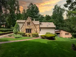 Unique Expansive Retreat in South Asheville