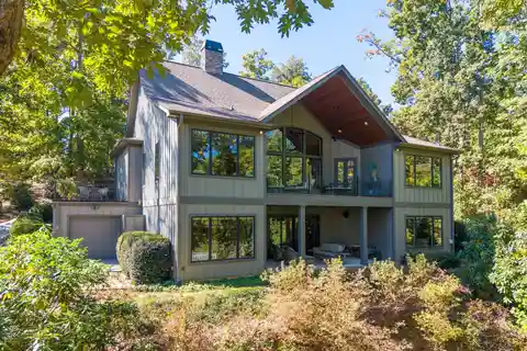 Architectural Elegance Meets Lakeside Serenity