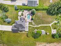 GORGEOUS FOUR BEDROOM POOL HOME