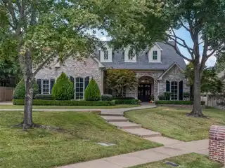 Elegant Estate with Pool and Country Club Access