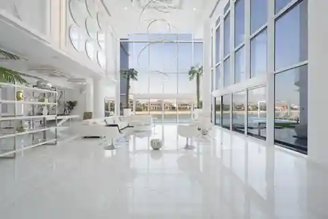 Turnkey Mansion on the Fronds of Palm Jumeirah