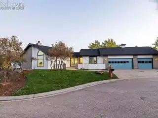 Coastal-Inspired Ranch with Panoramic City Views