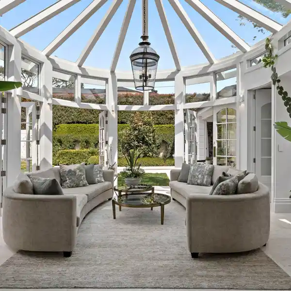 ICONIC GEORGIAN RESIDENCE