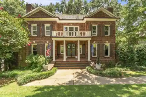 Exceptional Opportunity in River Walk