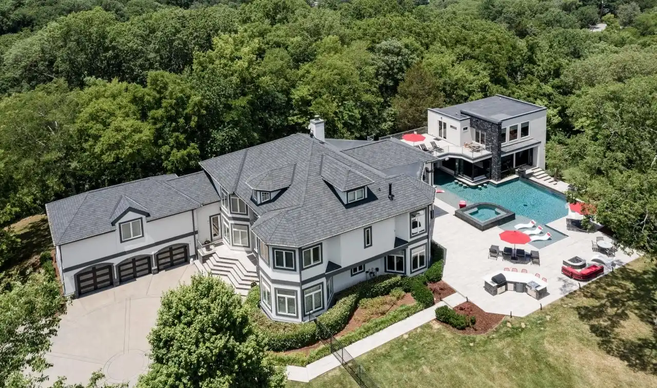 Extraordinary Nashville Estate