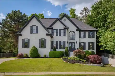 Spectacularly Renovated Residence in Park Brooke