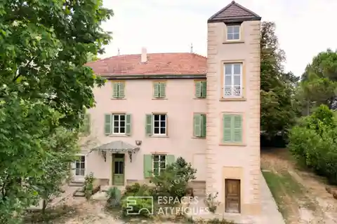 Grand Estate in Tranquil Setting