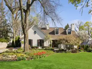 Comfort and Grace in Southeast Hinsdale