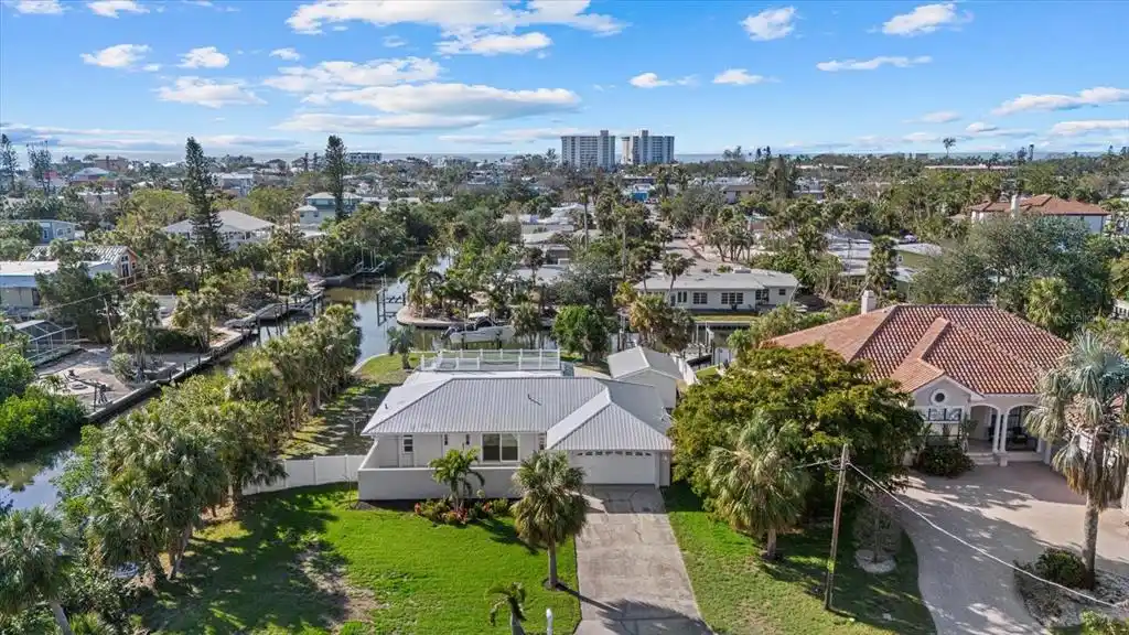 Stunning Waterfront Estate on Siesta Key