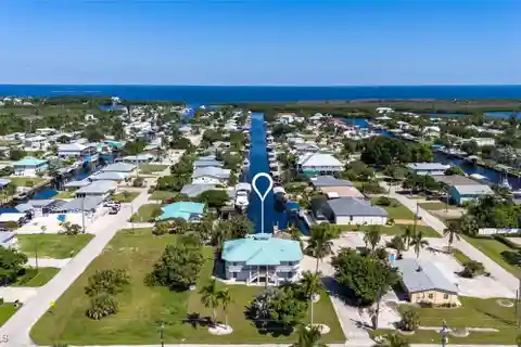 Gulf-access Waterfront Paradise