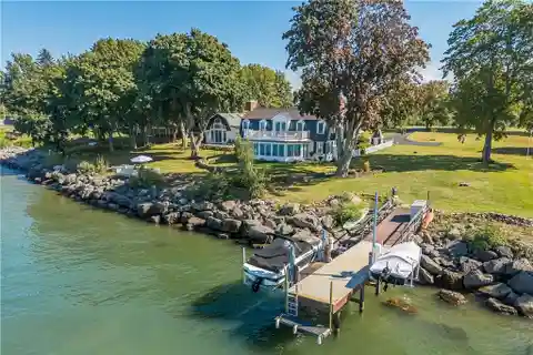 Spectacular Lake Ontario Designer Showcase