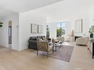 Sophisticated Westwood Condo with Modern Luxury Finishes